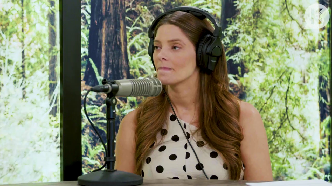 Ashley-Greene-dot-nl_TheTwilightEffect-BreakingDawnPart2-RewatchPart2of3-4385.jpg Ashley-Greene-dot-nl_TheTwilightEffect-BreakingDawnPart2-RewatchPart2of3-4385.jpg