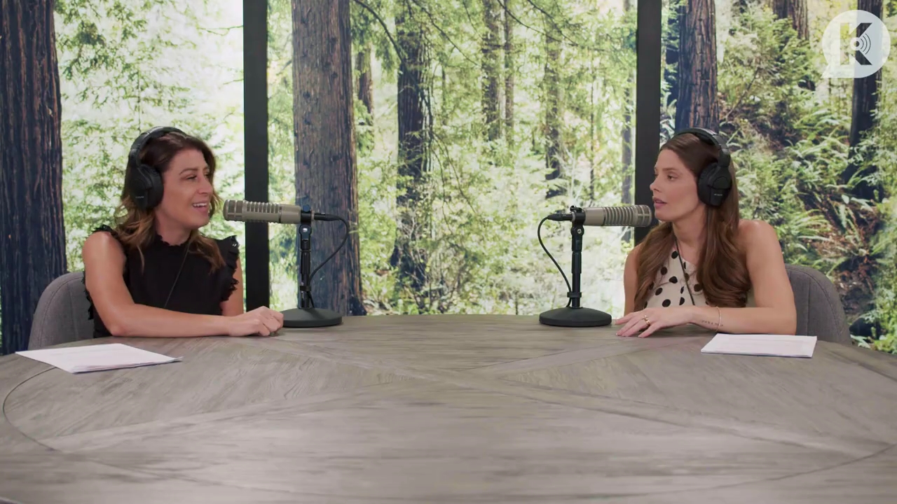 Ashley-Greene-dot-nl_TheTwilightEffect-BreakingDawnPart2-RewatchPart2of3-4471.jpg