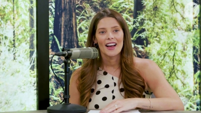 Ashley-Greene-dot-nl_TheTwilightEffect-BreakingDawnPart2-RewatchPart2of3-0611.jpg