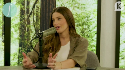 Ashley-Greene-dot-nl_TheTwilightEffect-BreakingDawnPart2-RewatchPart2of3-0874.jpg