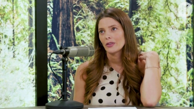 Ashley-Greene-dot-nl_TheTwilightEffect-BreakingDawnPart2-RewatchPart2of3-1176.jpg