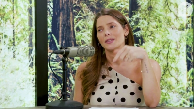 Ashley-Greene-dot-nl_TheTwilightEffect-BreakingDawnPart2-RewatchPart2of3-1294.jpg