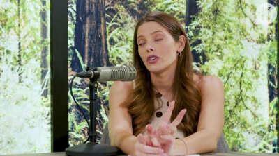 Ashley-Greene-dot-nl_TheTwilightEffect-BreakingDawnPart2-RewatchPart2of3-1477.jpg