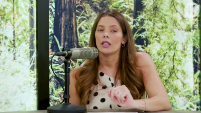 Ashley-Greene-dot-nl_TheTwilightEffect-BreakingDawnPart2-RewatchPart2of3-1930.jpg