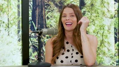 Ashley-Greene-dot-nl_TheTwilightEffect-BreakingDawnPart2-RewatchPart2of3-2235.jpg