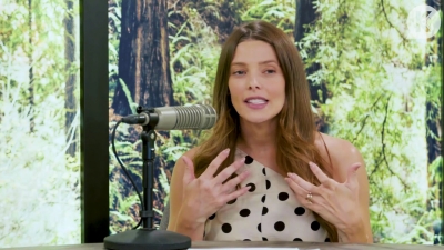 Ashley-Greene-dot-nl_TheTwilightEffect-BreakingDawnPart2-RewatchPart2of3-2260.jpg