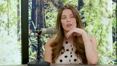 Ashley-Greene-dot-nl_TheTwilightEffect-BreakingDawnPart2-RewatchPart2of3-2344.jpg