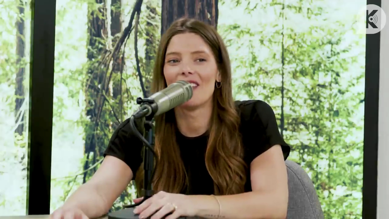 Ashley-Greene-dot-nl_TheTwilightEffect-BreakingDawnPart2-RewatchPart3of3-0369.jpg Ashley-Greene-dot-nl_TheTwilightEffect-BreakingDawnPart2-RewatchPart3of3-0369.jpg