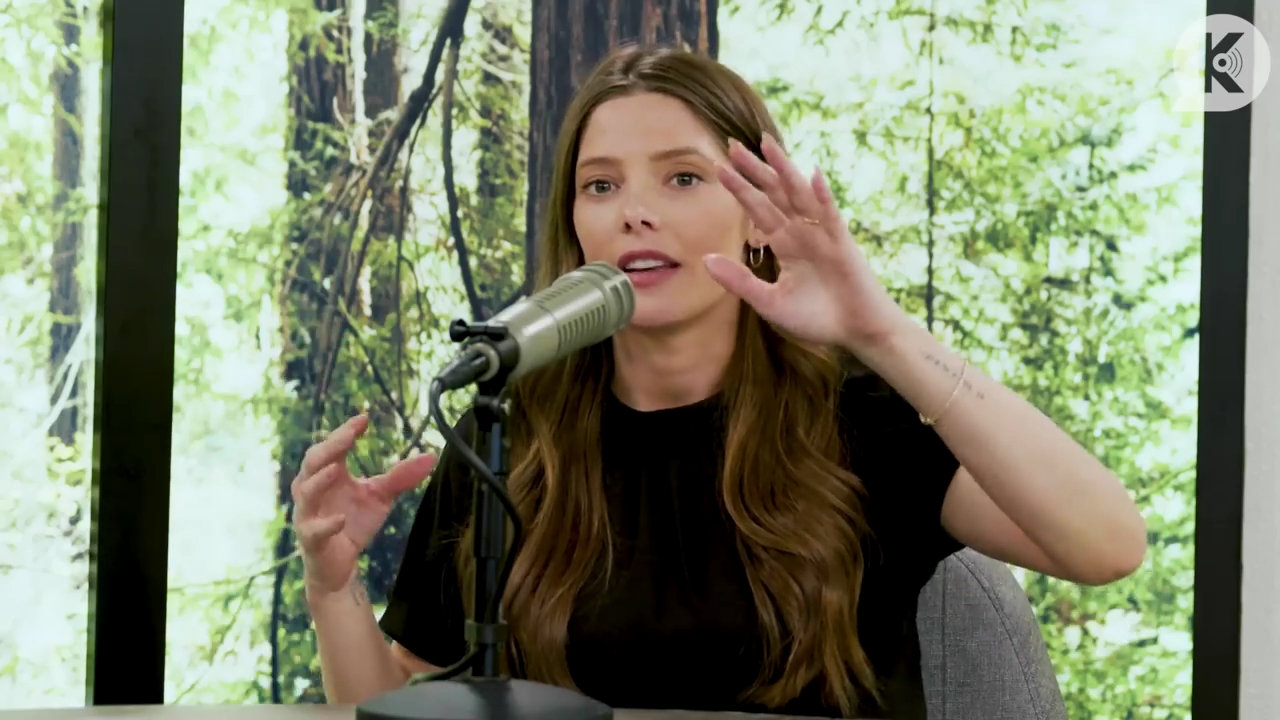 Ashley-Greene-dot-nl_TheTwilightEffect-BreakingDawnPart2-RewatchPart3of3-0424.jpg Ashley-Greene-dot-nl_TheTwilightEffect-BreakingDawnPart2-RewatchPart3of3-0424.jpg