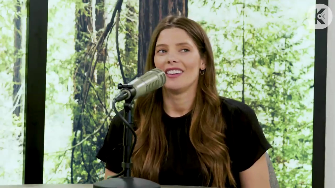 Ashley-Greene-dot-nl_TheTwilightEffect-BreakingDawnPart2-RewatchPart3of3-0451.jpg Ashley-Greene-dot-nl_TheTwilightEffect-BreakingDawnPart2-RewatchPart3of3-0451.jpg