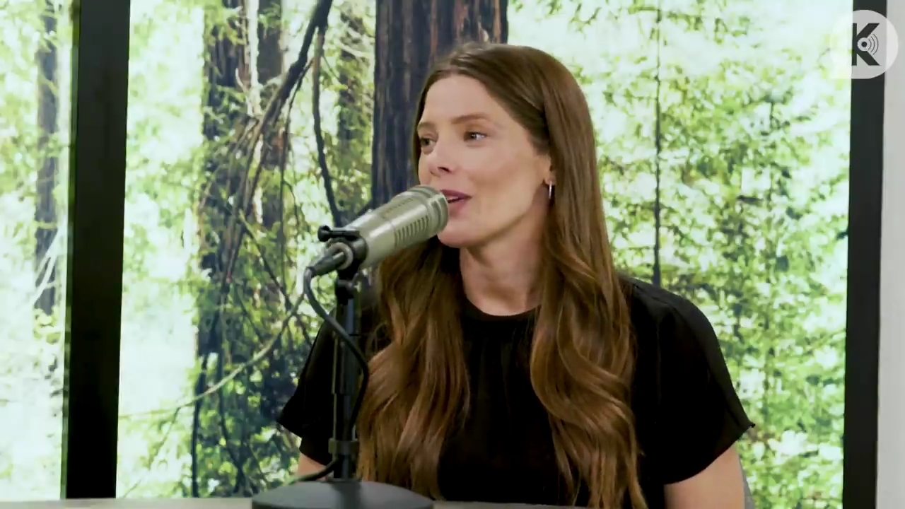 Ashley-Greene-dot-nl_TheTwilightEffect-BreakingDawnPart2-RewatchPart3of3-0457.jpg Ashley-Greene-dot-nl_TheTwilightEffect-BreakingDawnPart2-RewatchPart3of3-0457.jpg