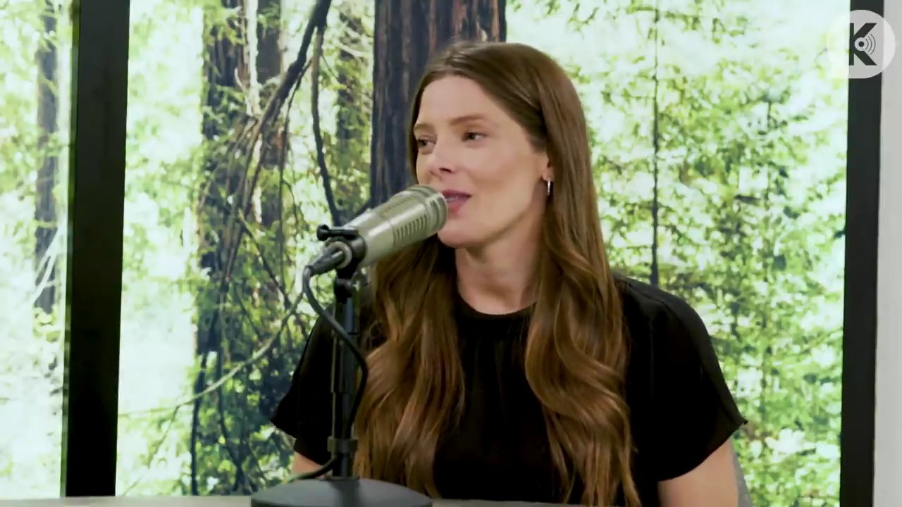 Ashley-Greene-dot-nl_TheTwilightEffect-BreakingDawnPart2-RewatchPart3of3-0458.jpg Ashley-Greene-dot-nl_TheTwilightEffect-BreakingDawnPart2-RewatchPart3of3-0458.jpg