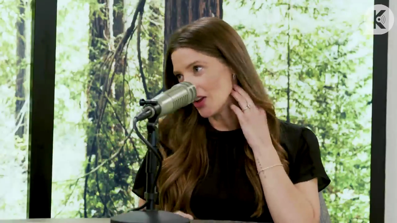 Ashley-Greene-dot-nl_TheTwilightEffect-BreakingDawnPart2-RewatchPart3of3-0479.jpg
