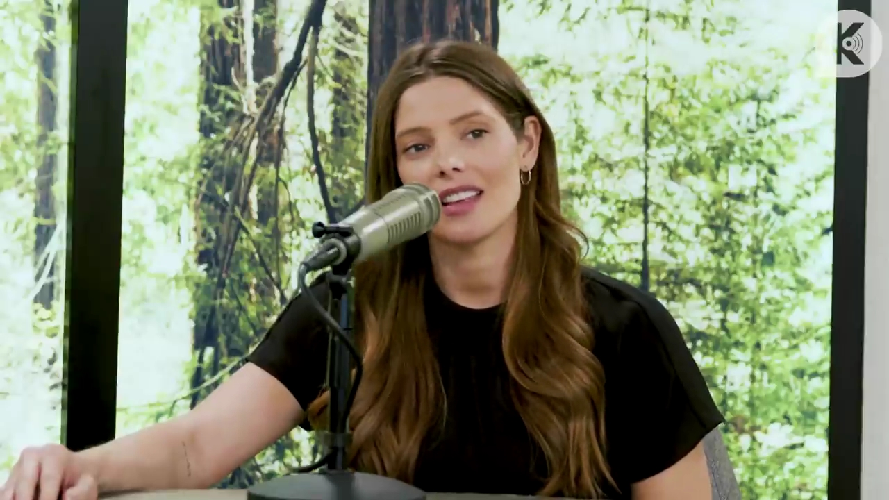 Ashley-Greene-dot-nl_TheTwilightEffect-BreakingDawnPart2-RewatchPart3of3-0538.jpg Ashley-Greene-dot-nl_TheTwilightEffect-BreakingDawnPart2-RewatchPart3of3-0538.jpg