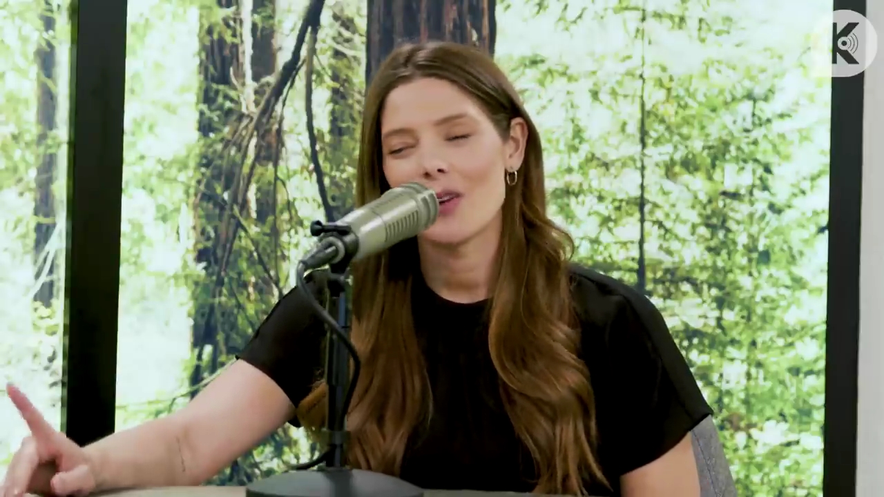 Ashley-Greene-dot-nl_TheTwilightEffect-BreakingDawnPart2-RewatchPart3of3-0539.jpg Ashley-Greene-dot-nl_TheTwilightEffect-BreakingDawnPart2-RewatchPart3of3-0539.jpg