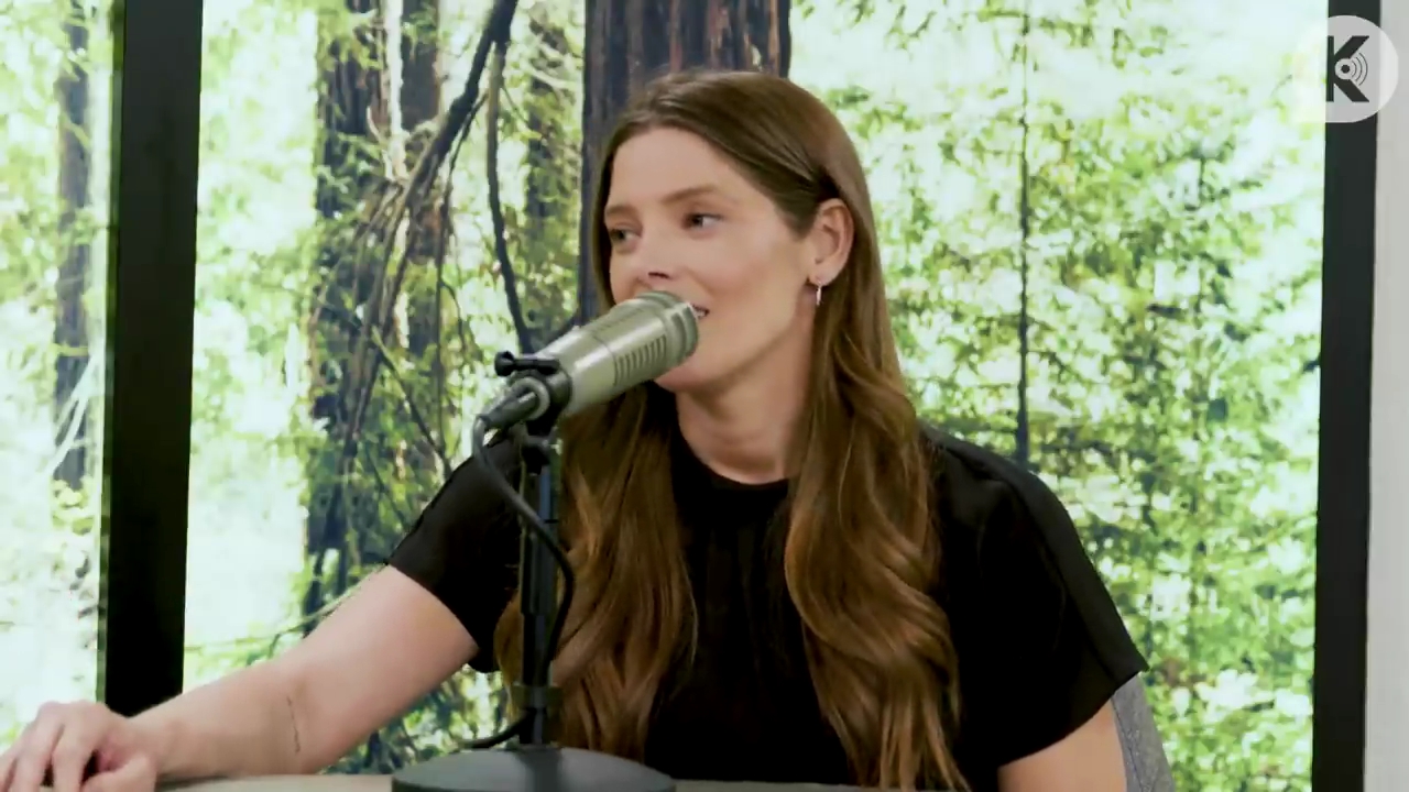 Ashley-Greene-dot-nl_TheTwilightEffect-BreakingDawnPart2-RewatchPart3of3-0541.jpg Ashley-Greene-dot-nl_TheTwilightEffect-BreakingDawnPart2-RewatchPart3of3-0541.jpg