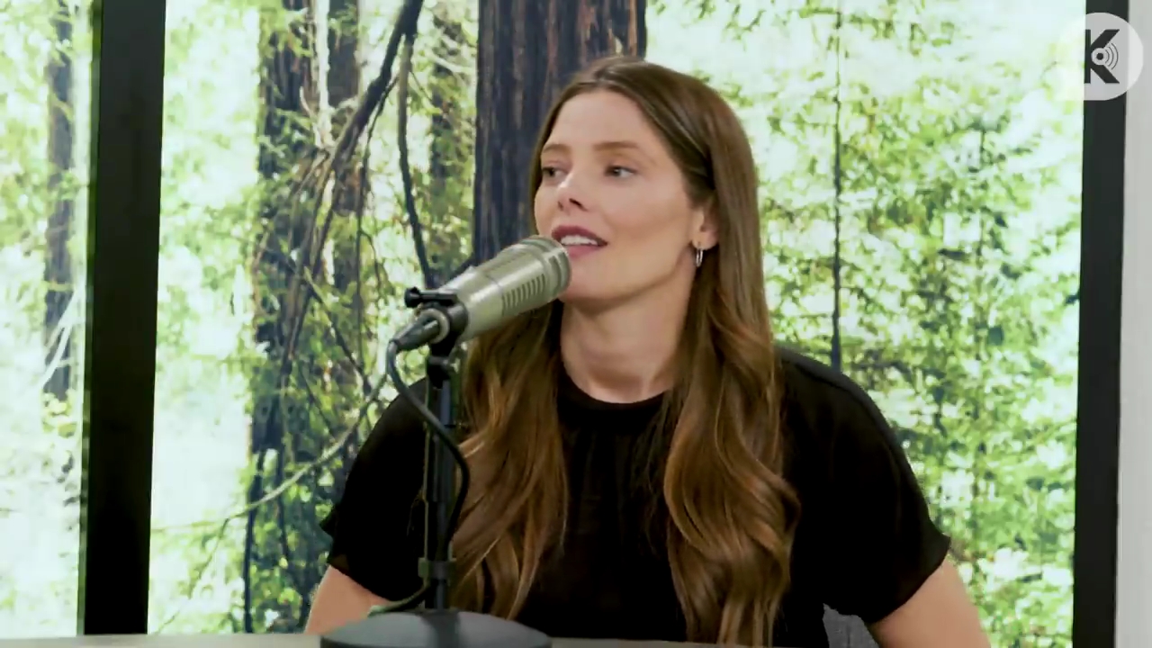 Ashley-Greene-dot-nl_TheTwilightEffect-BreakingDawnPart2-RewatchPart3of3-0632.jpg Ashley-Greene-dot-nl_TheTwilightEffect-BreakingDawnPart2-RewatchPart3of3-0632.jpg