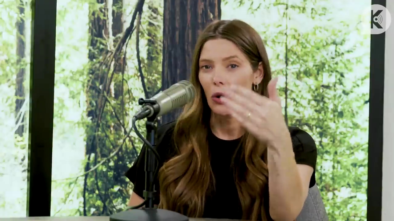 Ashley-Greene-dot-nl_TheTwilightEffect-BreakingDawnPart2-RewatchPart3of3-0747.jpg Ashley-Greene-dot-nl_TheTwilightEffect-BreakingDawnPart2-RewatchPart3of3-0747.jpg