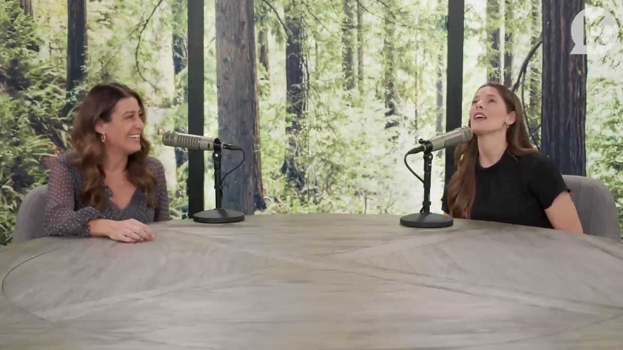 Ashley-Greene-dot-nl_TheTwilightEffect-BreakingDawnPart2-RewatchPart3of3-0820.jpg