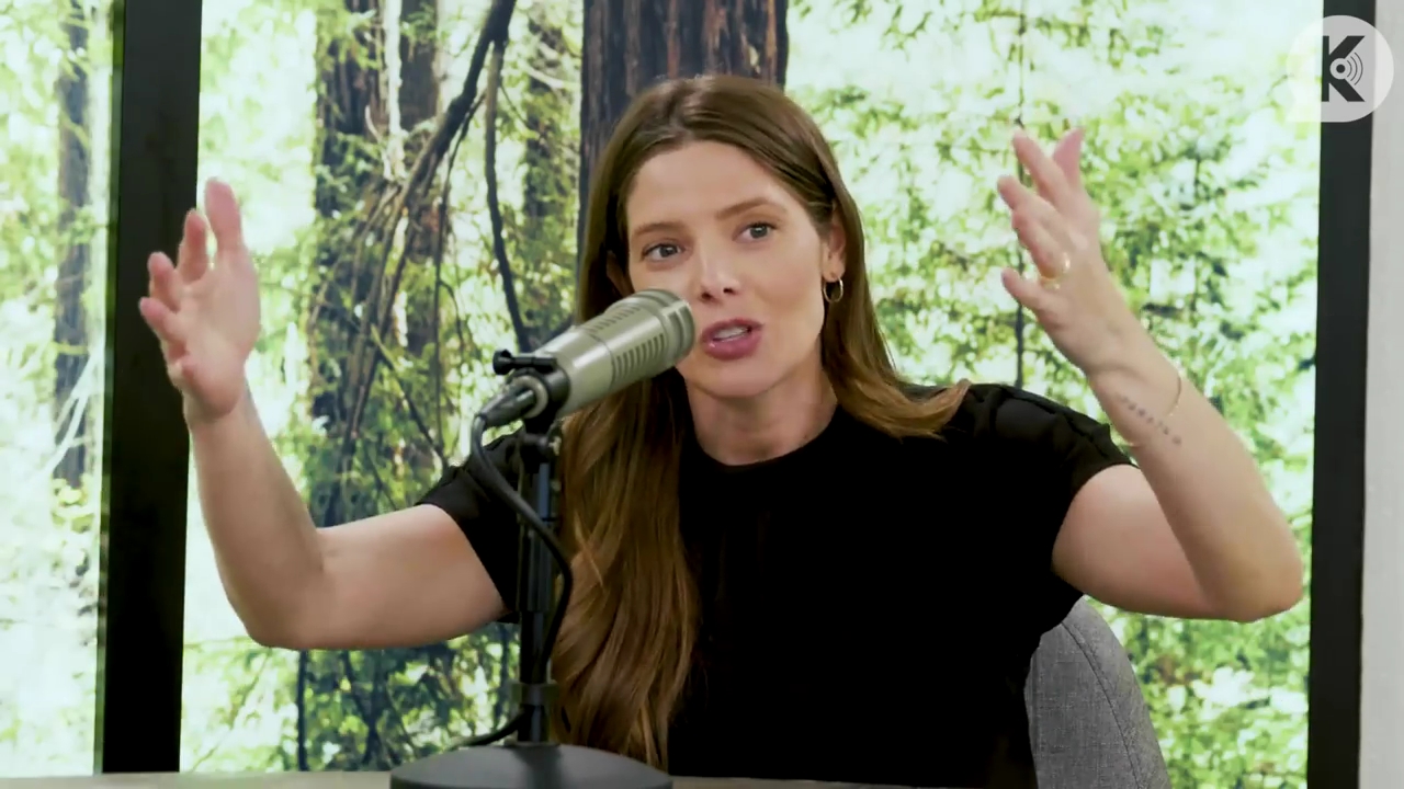 Ashley-Greene-dot-nl_TheTwilightEffect-BreakingDawnPart2-RewatchPart3of3-0850.jpg Ashley-Greene-dot-nl_TheTwilightEffect-BreakingDawnPart2-RewatchPart3of3-0850.jpg