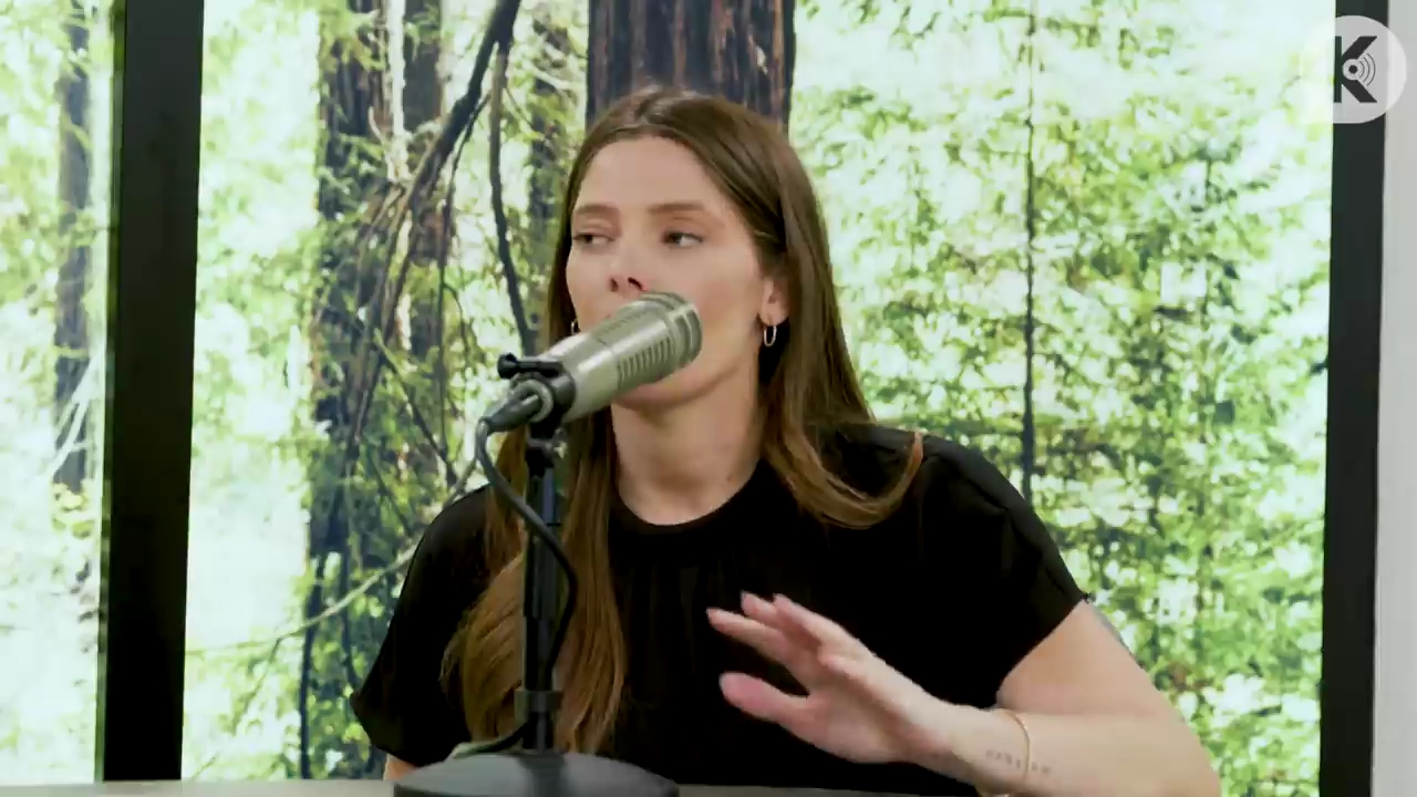 Ashley-Greene-dot-nl_TheTwilightEffect-BreakingDawnPart2-RewatchPart3of3-0859.jpg Ashley-Greene-dot-nl_TheTwilightEffect-BreakingDawnPart2-RewatchPart3of3-0859.jpg