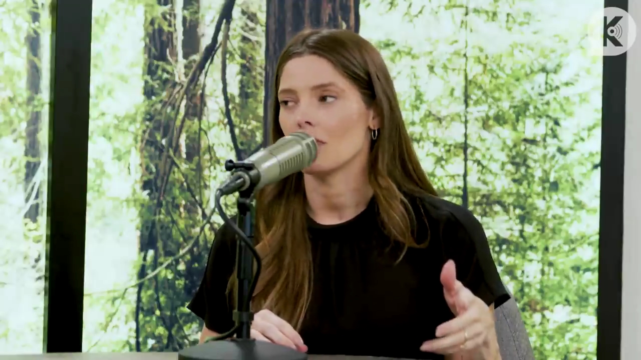 Ashley-Greene-dot-nl_TheTwilightEffect-BreakingDawnPart2-RewatchPart3of3-0907.jpg Ashley-Greene-dot-nl_TheTwilightEffect-BreakingDawnPart2-RewatchPart3of3-0907.jpg