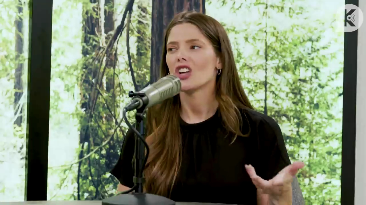 Ashley-Greene-dot-nl_TheTwilightEffect-BreakingDawnPart2-RewatchPart3of3-0912.jpg Ashley-Greene-dot-nl_TheTwilightEffect-BreakingDawnPart2-RewatchPart3of3-0912.jpg