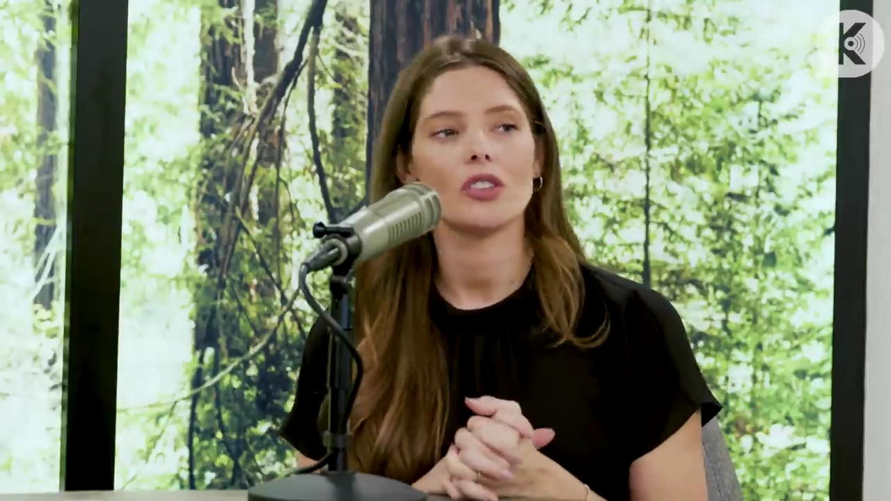 Ashley-Greene-dot-nl_TheTwilightEffect-BreakingDawnPart2-RewatchPart3of3-0914.jpg Ashley-Greene-dot-nl_TheTwilightEffect-BreakingDawnPart2-RewatchPart3of3-0914.jpg