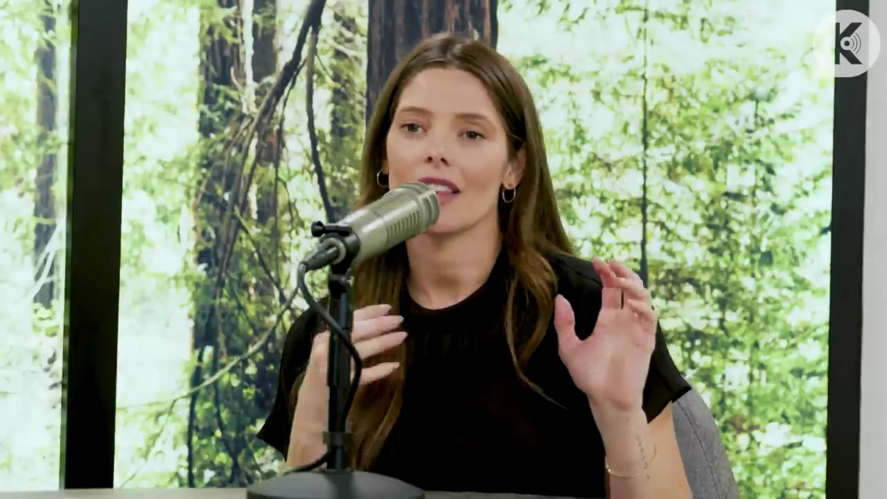 Ashley-Greene-dot-nl_TheTwilightEffect-BreakingDawnPart2-RewatchPart3of3-0922.jpg Ashley-Greene-dot-nl_TheTwilightEffect-BreakingDawnPart2-RewatchPart3of3-0922.jpg