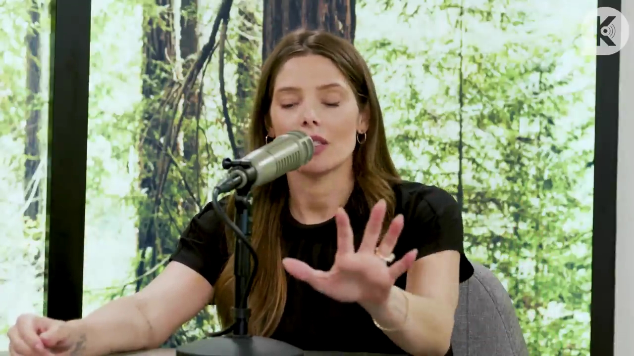 Ashley-Greene-dot-nl_TheTwilightEffect-BreakingDawnPart2-RewatchPart3of3-0931.jpg Ashley-Greene-dot-nl_TheTwilightEffect-BreakingDawnPart2-RewatchPart3of3-0931.jpg