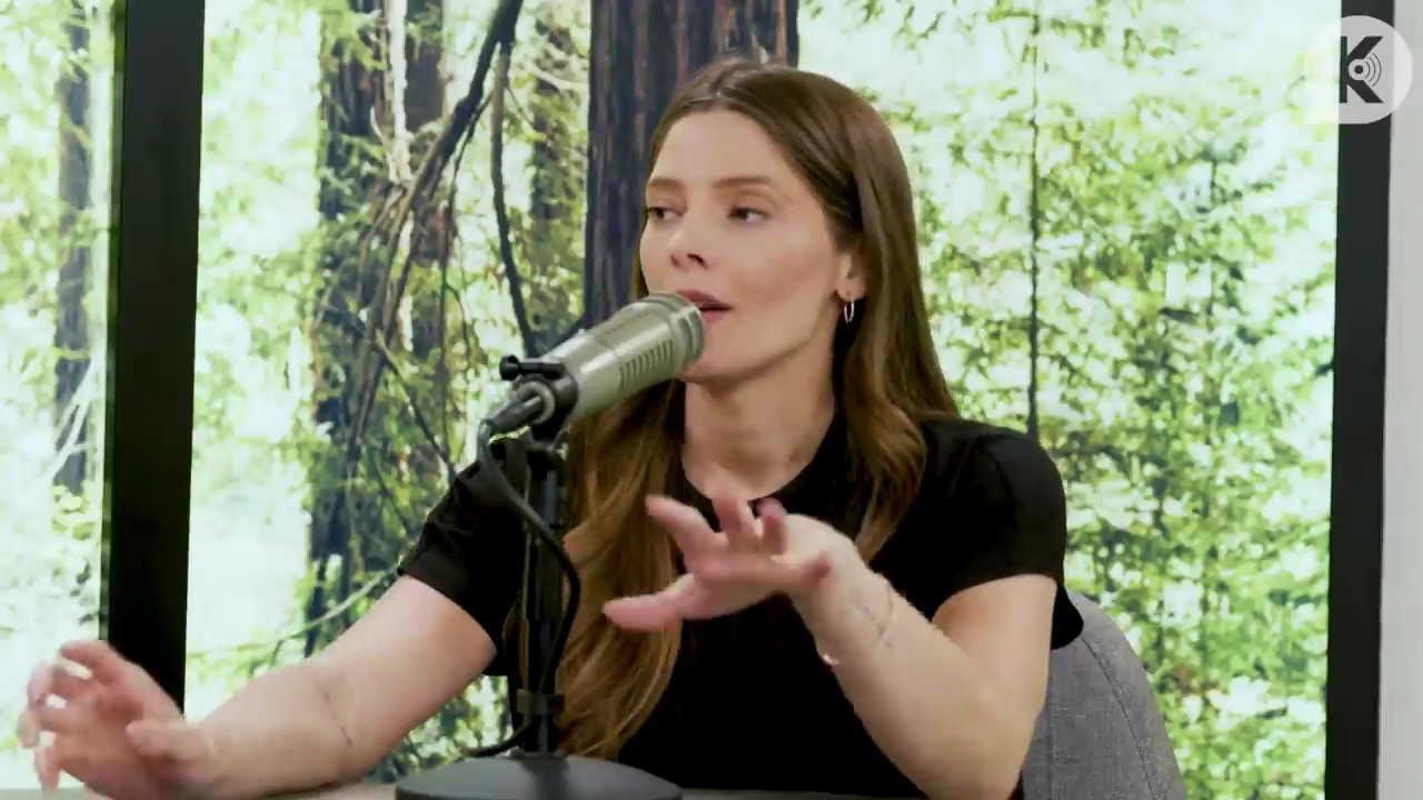 Ashley-Greene-dot-nl_TheTwilightEffect-BreakingDawnPart2-RewatchPart3of3-0933.jpg Ashley-Greene-dot-nl_TheTwilightEffect-BreakingDawnPart2-RewatchPart3of3-0933.jpg