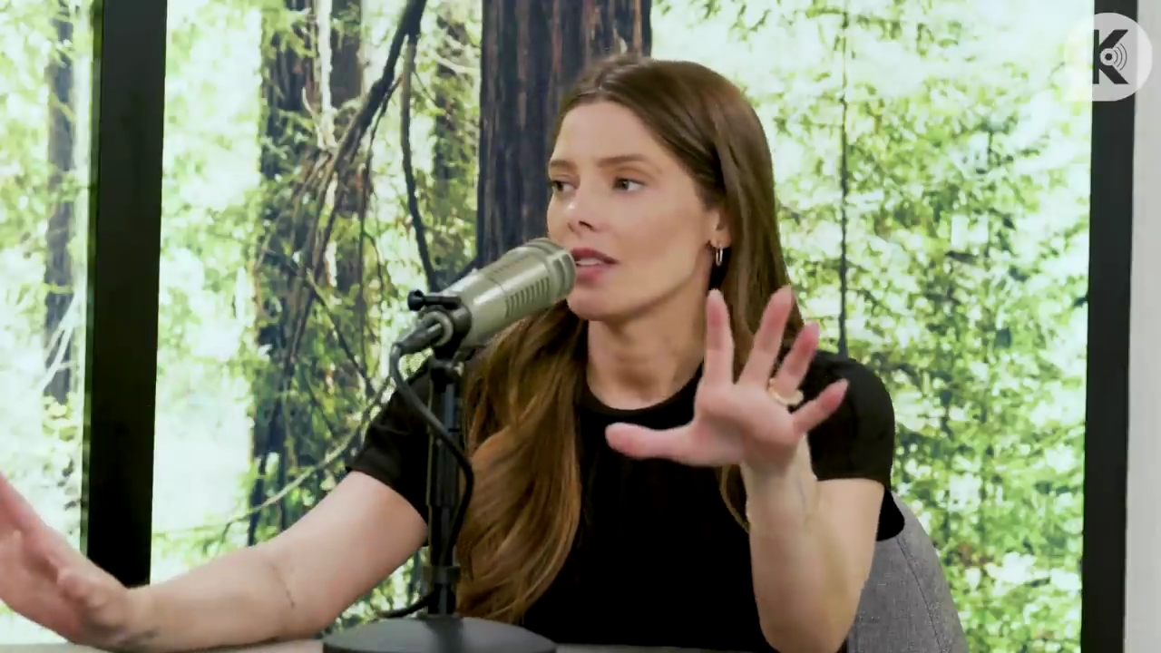 Ashley-Greene-dot-nl_TheTwilightEffect-BreakingDawnPart2-RewatchPart3of3-0934.jpg Ashley-Greene-dot-nl_TheTwilightEffect-BreakingDawnPart2-RewatchPart3of3-0934.jpg