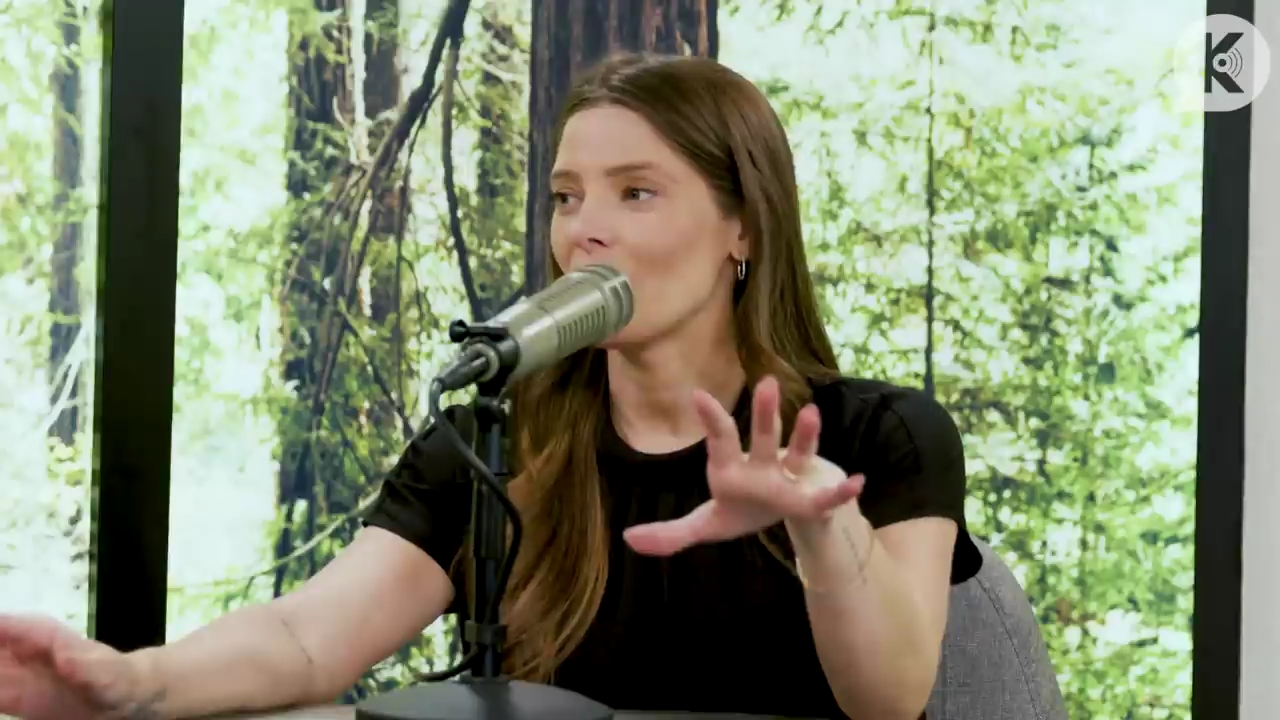 Ashley-Greene-dot-nl_TheTwilightEffect-BreakingDawnPart2-RewatchPart3of3-0938.jpg Ashley-Greene-dot-nl_TheTwilightEffect-BreakingDawnPart2-RewatchPart3of3-0938.jpg