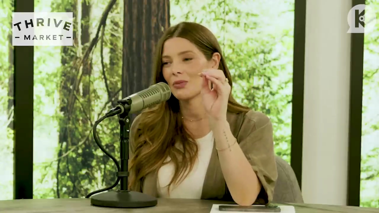 Ashley-Greene-dot-nl_TheTwilightEffect-BreakingDawnPart2-RewatchPart3of3-0997.jpg