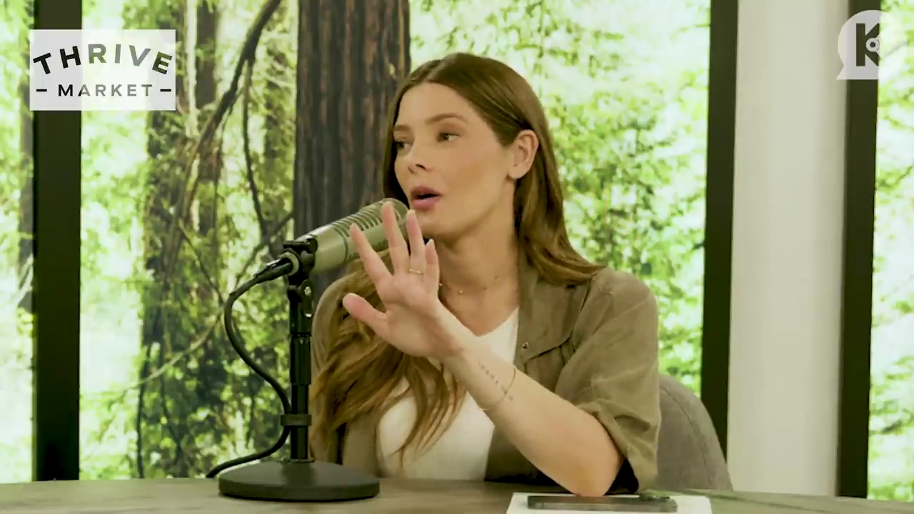 Ashley-Greene-dot-nl_TheTwilightEffect-BreakingDawnPart2-RewatchPart3of3-1012.jpg Ashley-Greene-dot-nl_TheTwilightEffect-BreakingDawnPart2-RewatchPart3of3-1012.jpg