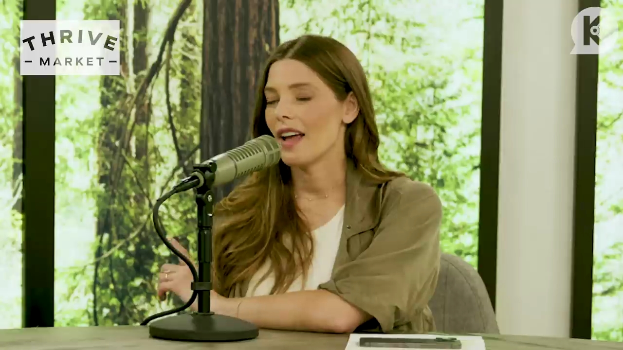 Ashley-Greene-dot-nl_TheTwilightEffect-BreakingDawnPart2-RewatchPart3of3-1063.jpg Ashley-Greene-dot-nl_TheTwilightEffect-BreakingDawnPart2-RewatchPart3of3-1063.jpg