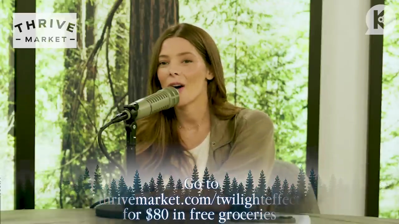 Ashley-Greene-dot-nl_TheTwilightEffect-BreakingDawnPart2-RewatchPart3of3-1108.jpg
