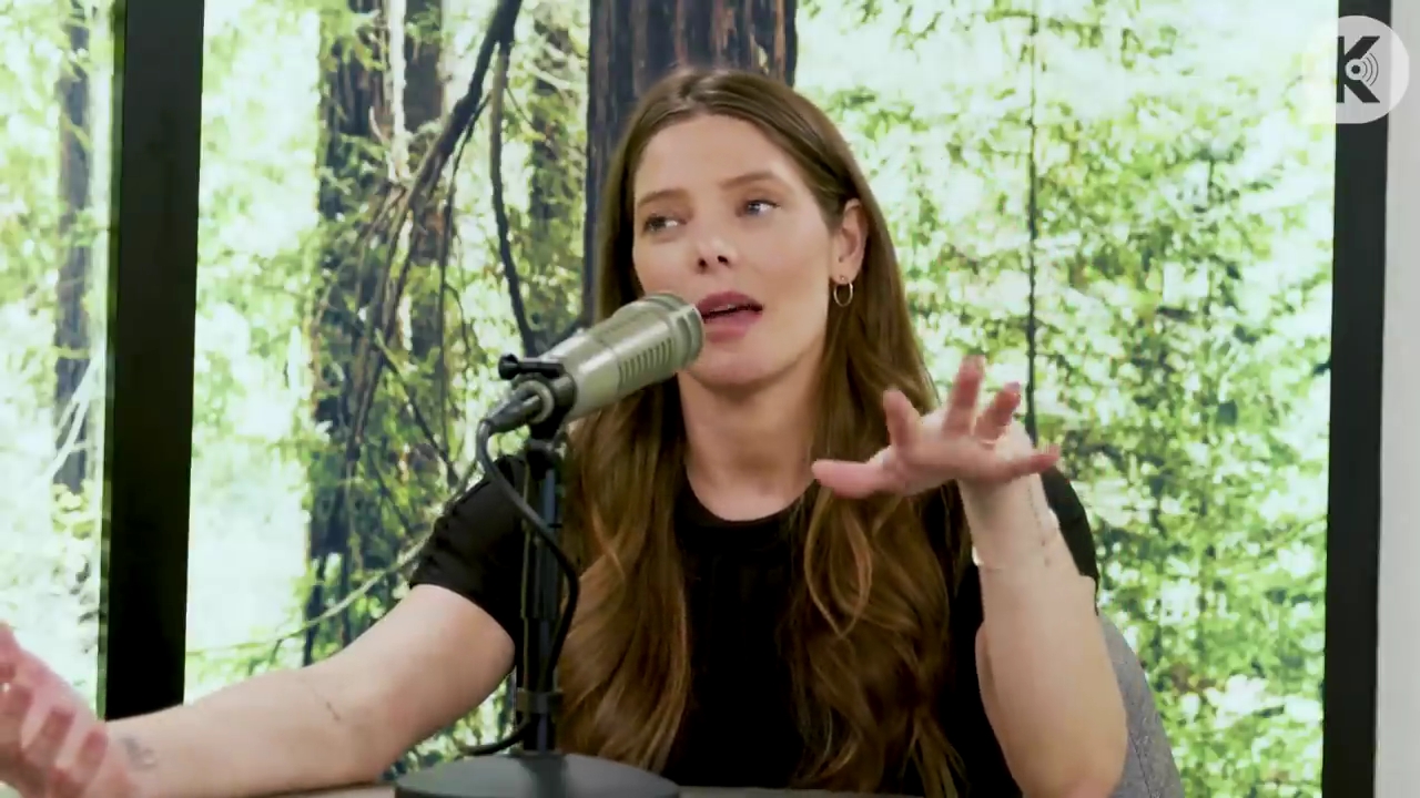 Ashley-Greene-dot-nl_TheTwilightEffect-BreakingDawnPart2-RewatchPart3of3-1152.jpg Ashley-Greene-dot-nl_TheTwilightEffect-BreakingDawnPart2-RewatchPart3of3-1152.jpg