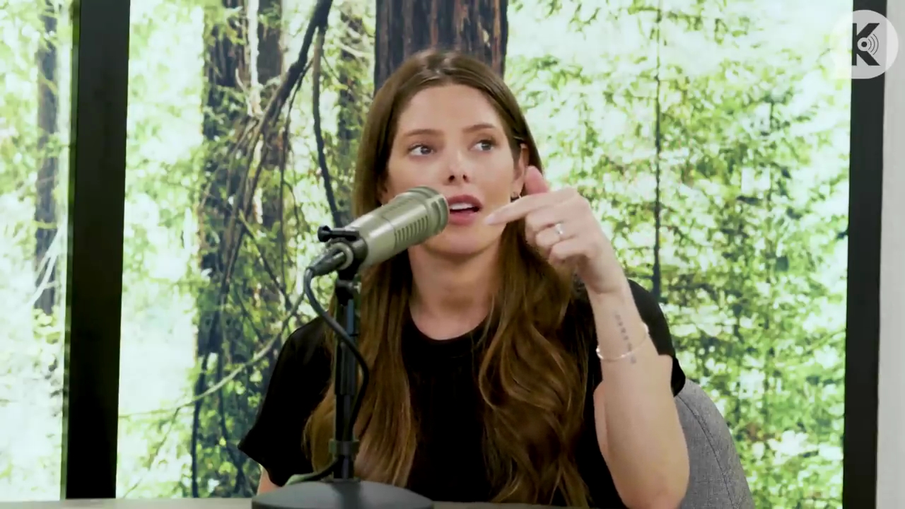 Ashley-Greene-dot-nl_TheTwilightEffect-BreakingDawnPart2-RewatchPart3of3-1178.jpg