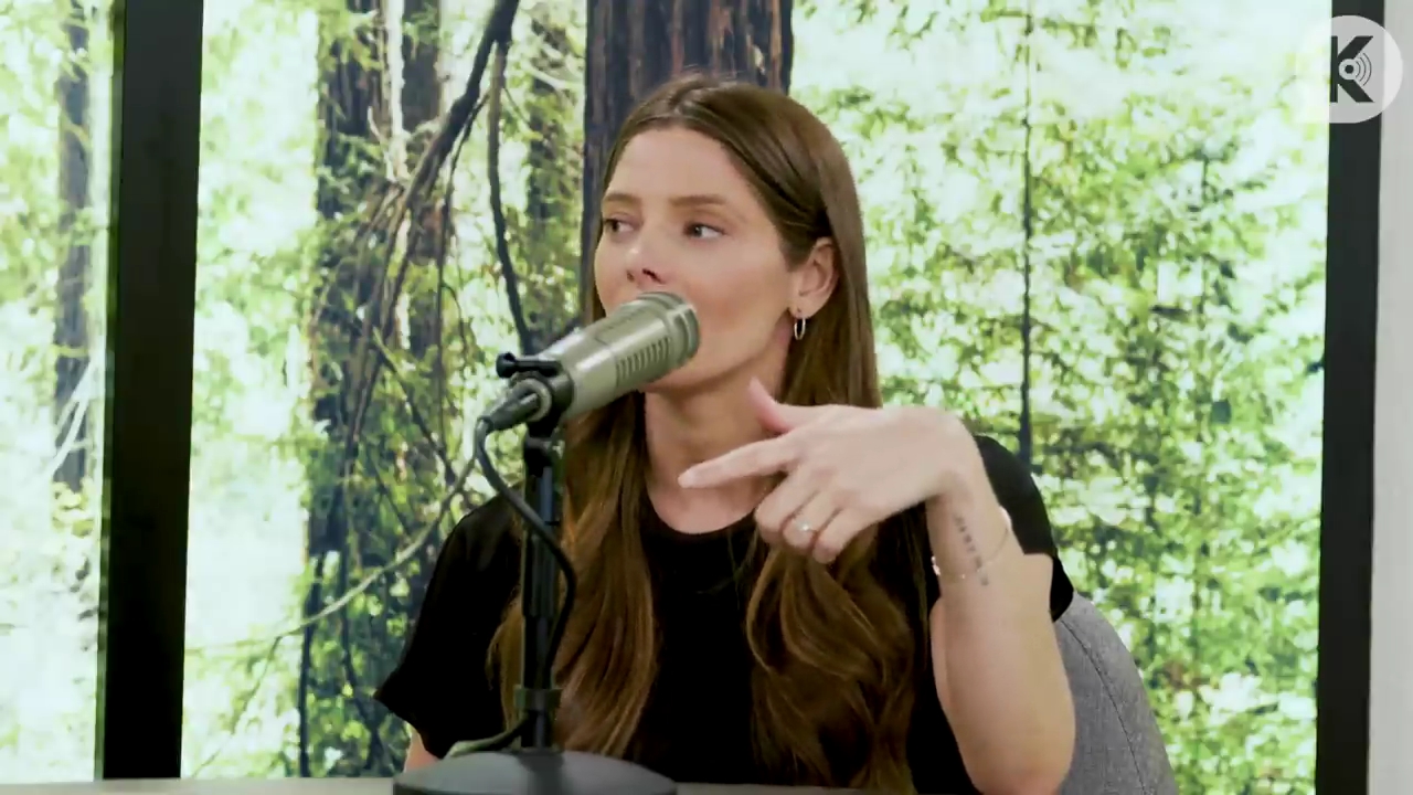 Ashley-Greene-dot-nl_TheTwilightEffect-BreakingDawnPart2-RewatchPart3of3-1181.jpg