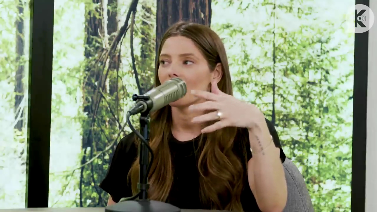 Ashley-Greene-dot-nl_TheTwilightEffect-BreakingDawnPart2-RewatchPart3of3-1182.jpg