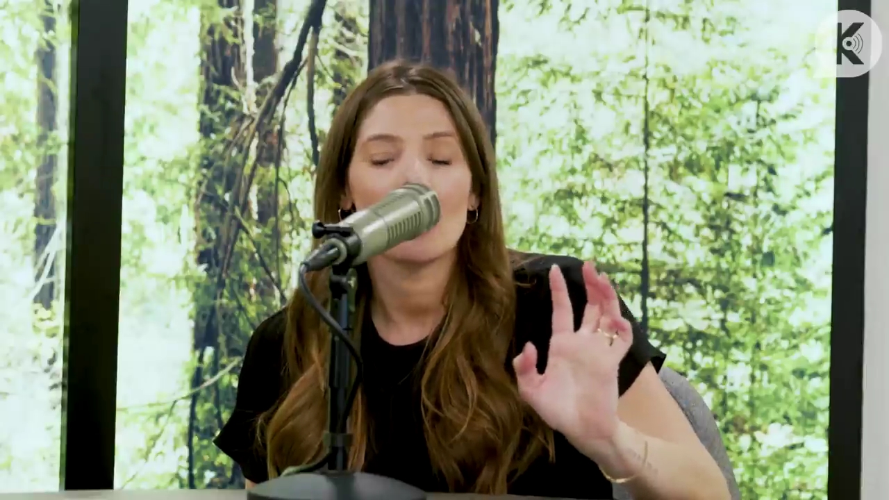 Ashley-Greene-dot-nl_TheTwilightEffect-BreakingDawnPart2-RewatchPart3of3-1294.jpg