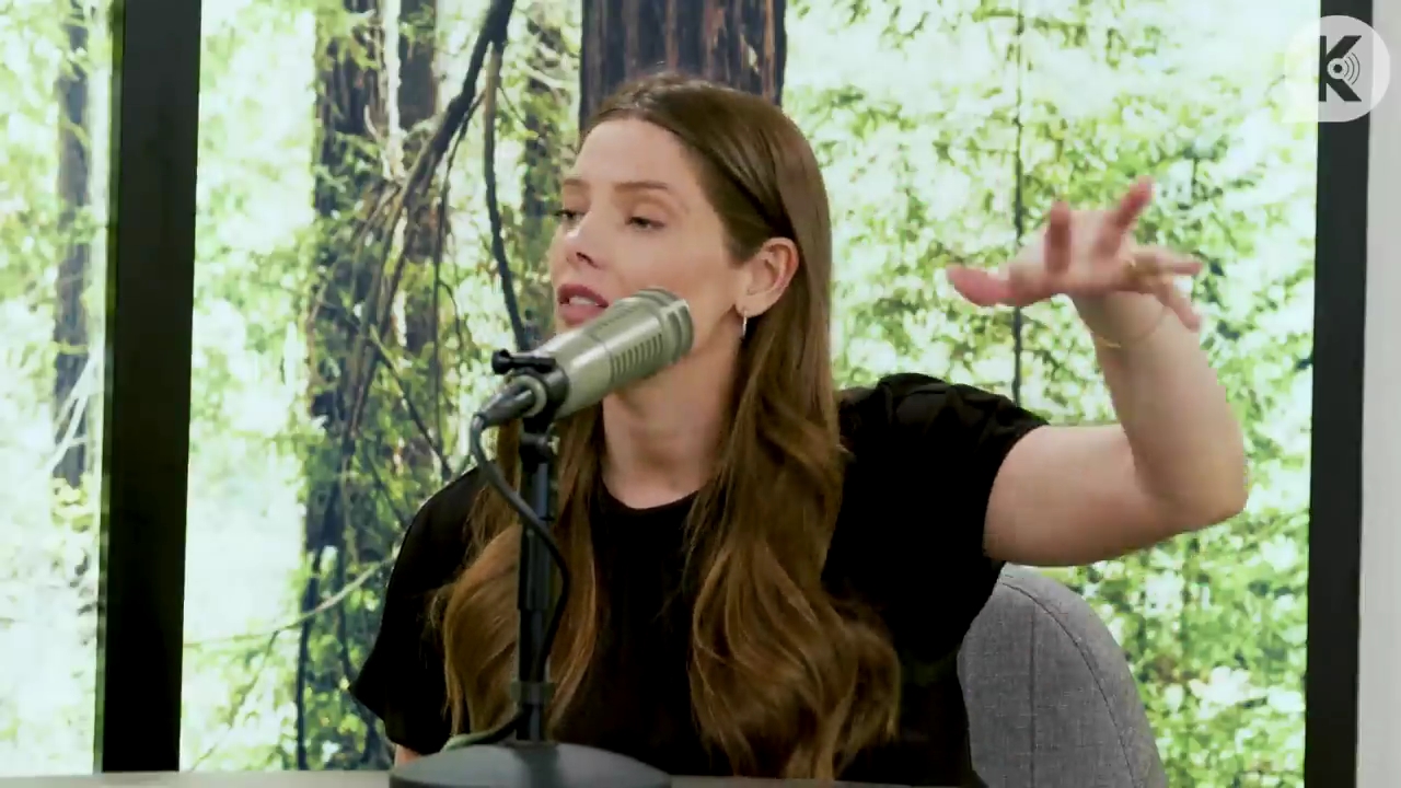 Ashley-Greene-dot-nl_TheTwilightEffect-BreakingDawnPart2-RewatchPart3of3-1296.jpg