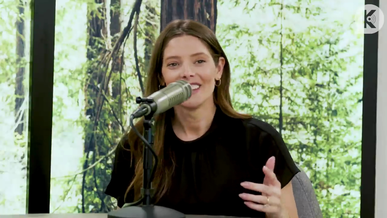 Ashley-Greene-dot-nl_TheTwilightEffect-BreakingDawnPart2-RewatchPart3of3-1332.jpg