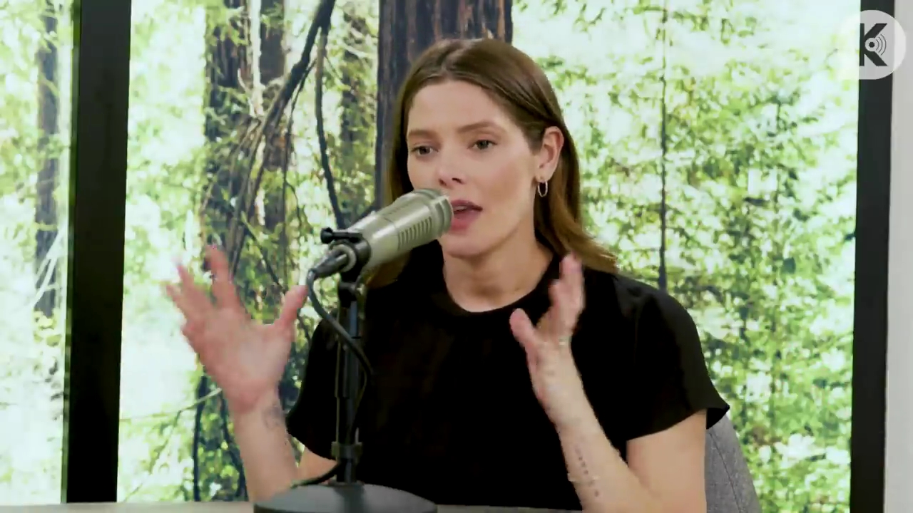 Ashley-Greene-dot-nl_TheTwilightEffect-BreakingDawnPart2-RewatchPart3of3-1386.jpg Ashley-Greene-dot-nl_TheTwilightEffect-BreakingDawnPart2-RewatchPart3of3-1386.jpg