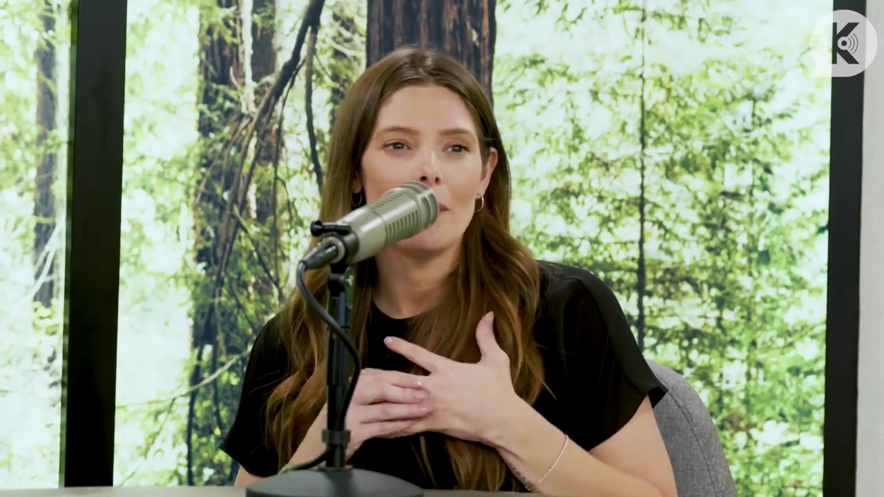 Ashley-Greene-dot-nl_TheTwilightEffect-BreakingDawnPart2-RewatchPart3of3-1502.jpg Ashley-Greene-dot-nl_TheTwilightEffect-BreakingDawnPart2-RewatchPart3of3-1502.jpg