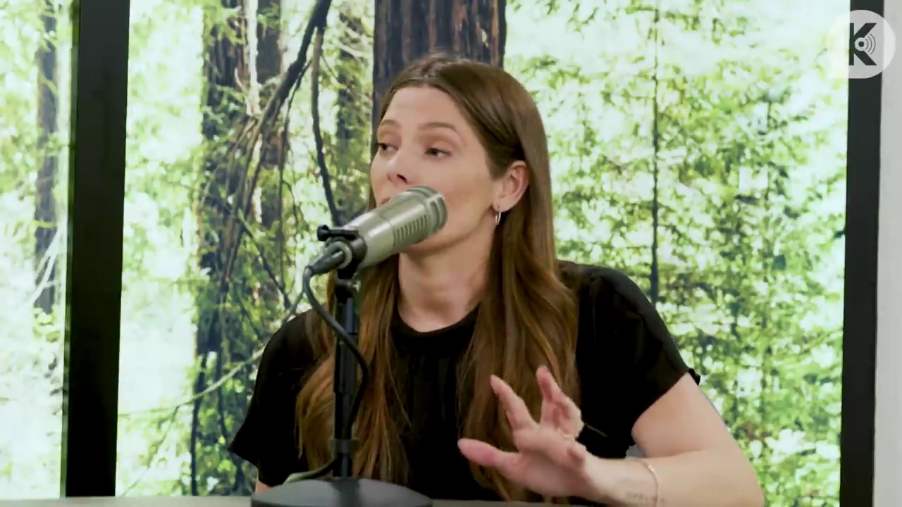 Ashley-Greene-dot-nl_TheTwilightEffect-BreakingDawnPart2-RewatchPart3of3-1514.jpg Ashley-Greene-dot-nl_TheTwilightEffect-BreakingDawnPart2-RewatchPart3of3-1514.jpg