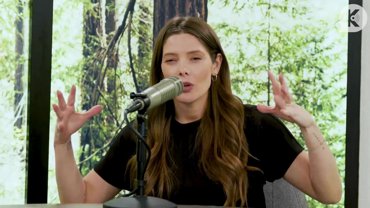 Ashley-Greene-dot-nl_TheTwilightEffect-BreakingDawnPart2-RewatchPart3of3-1522.jpg Ashley-Greene-dot-nl_TheTwilightEffect-BreakingDawnPart2-RewatchPart3of3-1522.jpg