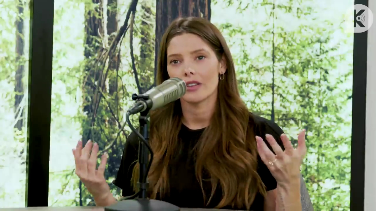 Ashley-Greene-dot-nl_TheTwilightEffect-BreakingDawnPart2-RewatchPart3of3-1607.jpg Ashley-Greene-dot-nl_TheTwilightEffect-BreakingDawnPart2-RewatchPart3of3-1607.jpg