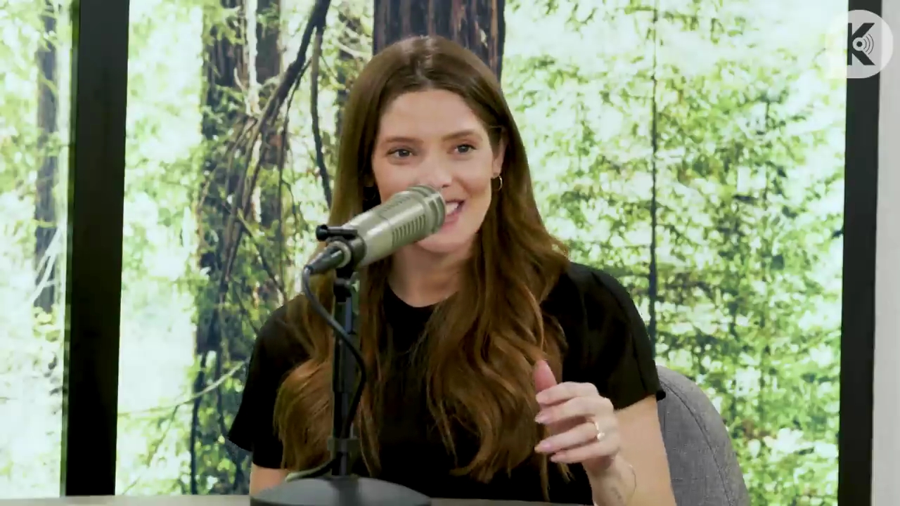 Ashley-Greene-dot-nl_TheTwilightEffect-BreakingDawnPart2-RewatchPart3of3-1729.jpg Ashley-Greene-dot-nl_TheTwilightEffect-BreakingDawnPart2-RewatchPart3of3-1729.jpg